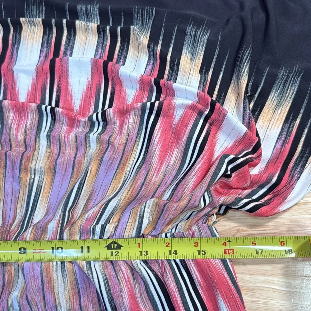 Maggy London Black Dress with Vibrant Pattern- Lined batwing flattering slipover - Picture 6 of 10
